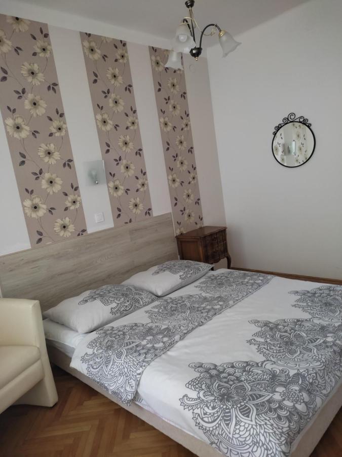 Apartamento Ildikó Apartman Hajdúszoboszló Exterior foto