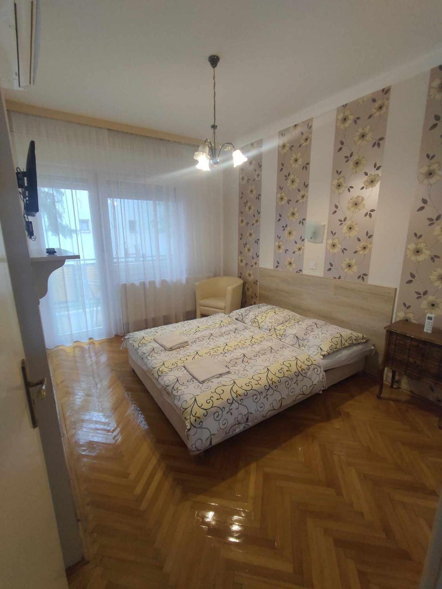 Apartamento Ildikó Apartman Hajdúszoboszló Exterior foto